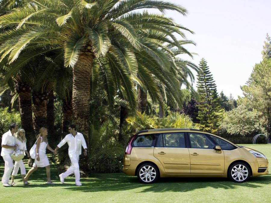  Citroen C4 Picasso 2006 года  (фото 139 из 155)